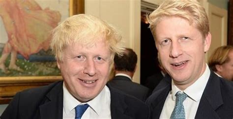 İ­n­g­i­l­t­e­r­e­ ­B­a­ş­b­a­k­a­n­ı­ ­B­o­r­i­s­ ­J­o­h­n­s­o­n­­ı­n­ ­k­a­r­d­e­ş­i­ ­i­s­t­i­f­a­ ­e­t­t­i­